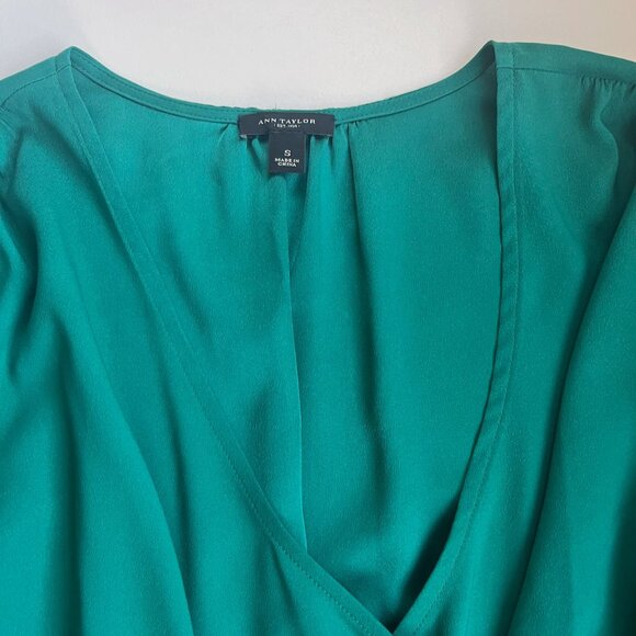 Women’s Wrap Peplum Top - Picture 2 of 4